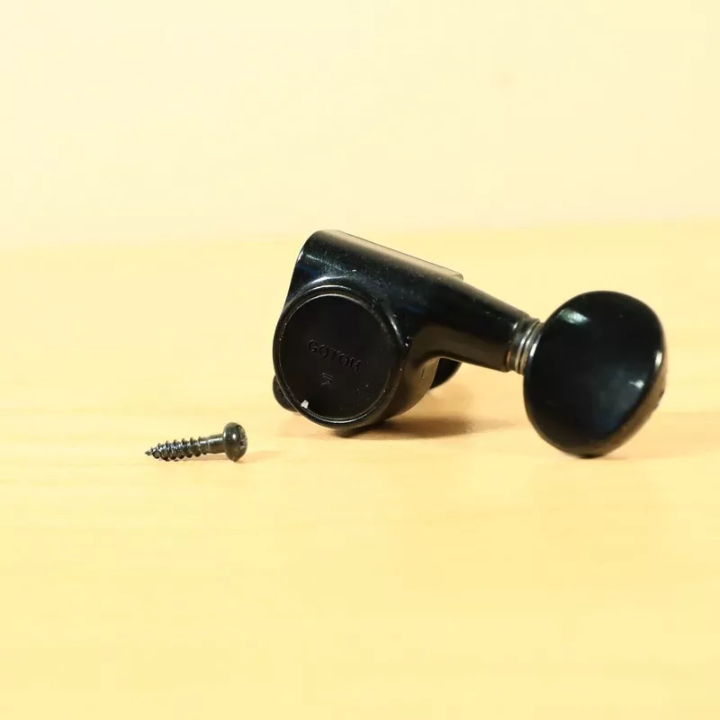 (1) Electric Guitar Gotoh Japan Tuner (Bass Side) Black