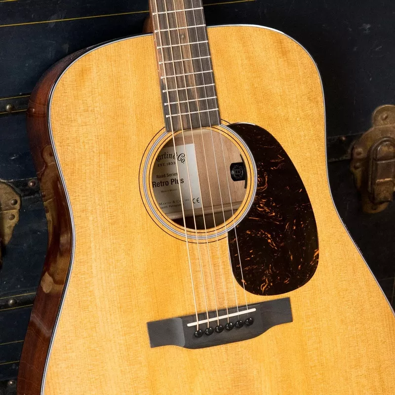 *New 2025 Model* Martin DE Retro Plus Torrefied Spruce/Mahogany Dreadnought Guitar w/Martin Electronics #0557
