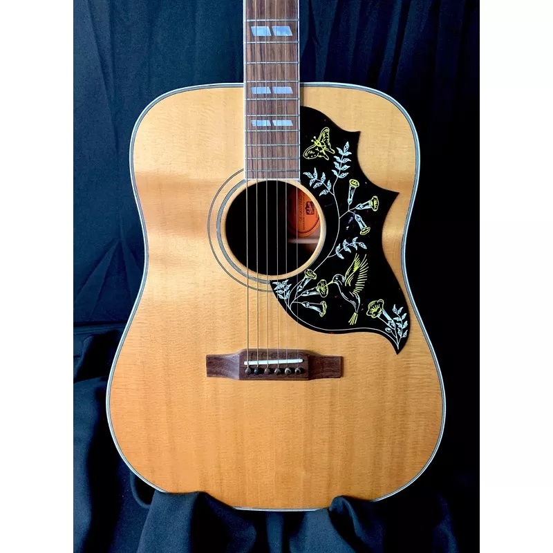 **** SOLD **** 1995 Gibson Hummingbird