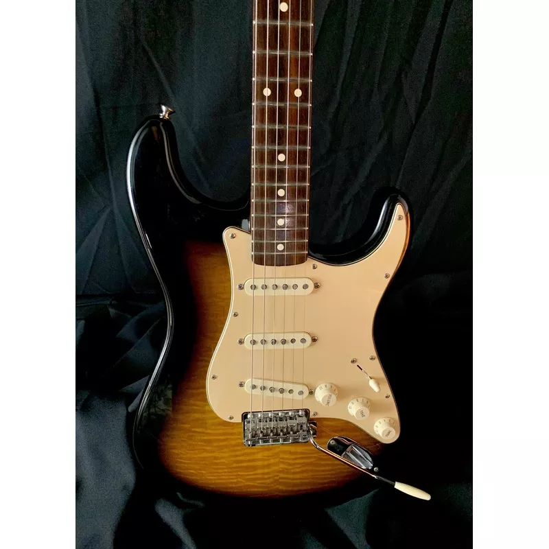 **** SOLD **** Fender American Custom '62 Flame Top