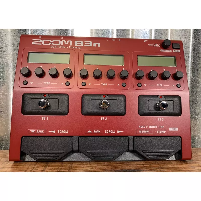 Zoom B3n Programmable Multi-Effect Bass Guitar Effect Pedal